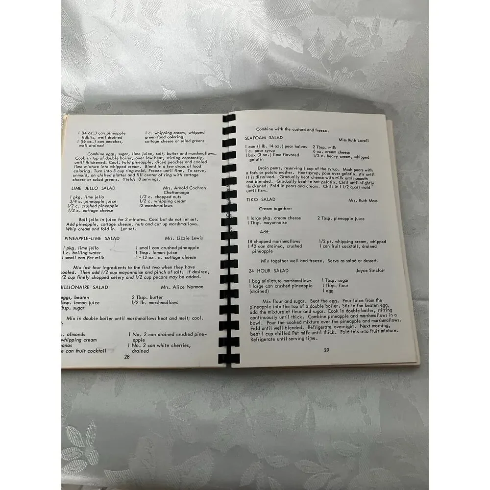 1969 Savannah United Methodist Church Cookbook Vintage Tennessee Recipes